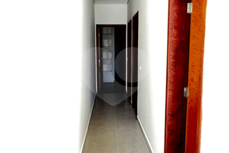 Casa à venda com 3 quartos, sendo 1 suíte, no condomínio Village Moutonnée, Salto - SP