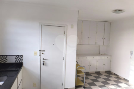 Apartamento à venda com 3 quartos, sendo 1 suíte,  em Lapa, São Paulo, SP