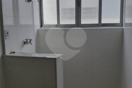 Apartamento à venda com 1 quarto em Aclimação, São Paulo, SP