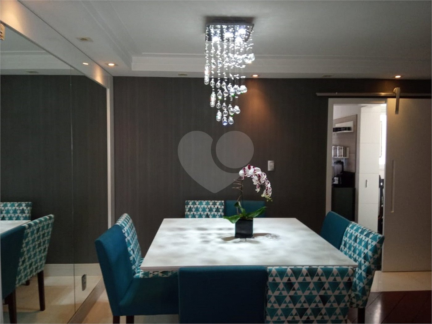 Apartamento à venda com 3 suítes em Vila Suzana, São Paulo, SP