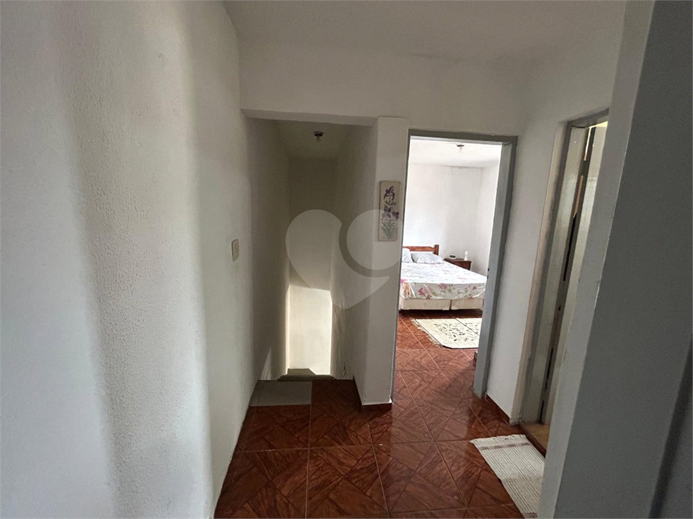 Sobrado à venda com 6 quartos, sendo 1 suíte,  em Vila do Encontro, São Paulo, SP