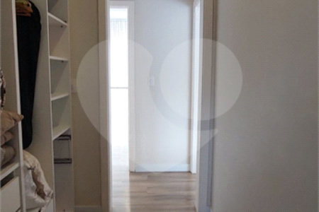 Casa à venda com 3 suítes no condomínio Figueira Garden, Atibaia - SP