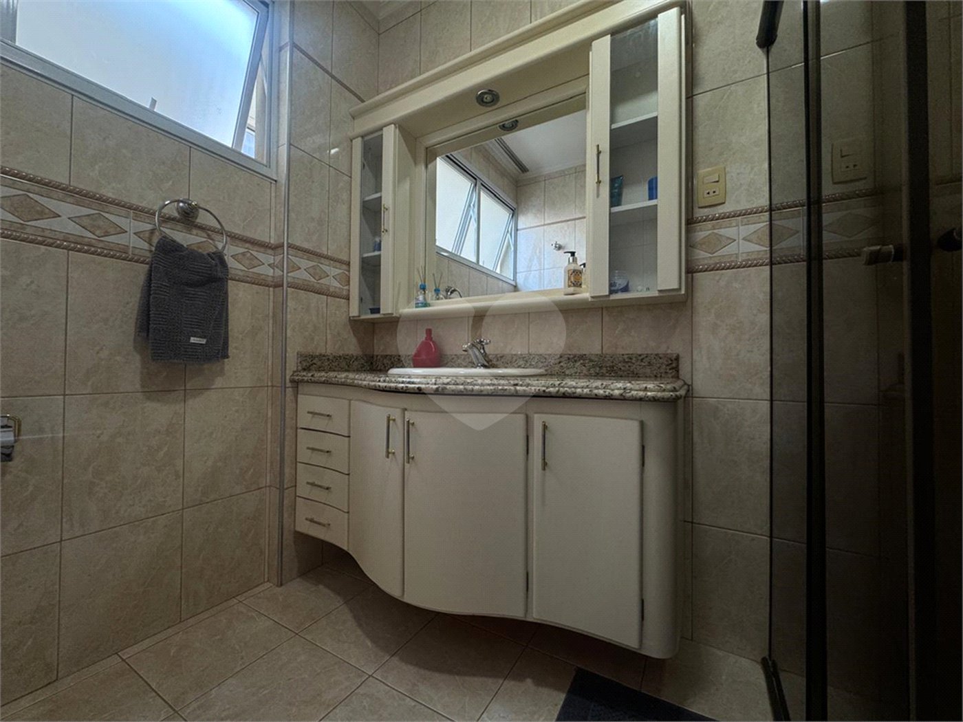 Apartamento à venda com 3 quartos, sendo 1 suíte, no Centro, Ribeirão Preto, SP