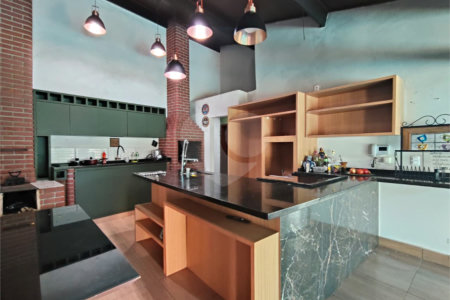 Casa Térrea à venda com 4 quartos, sendo 1 suíte, em Vila Mazzei, Itapetininga, SP