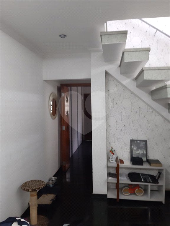 Casa à venda com 4 quartos em Jardim Peri, São Paulo, SP