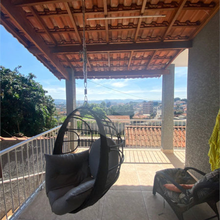 Casa à venda com 2 quartos, sendo 1 suíte, em Jardim Alvinópolis, Atibaia, SP