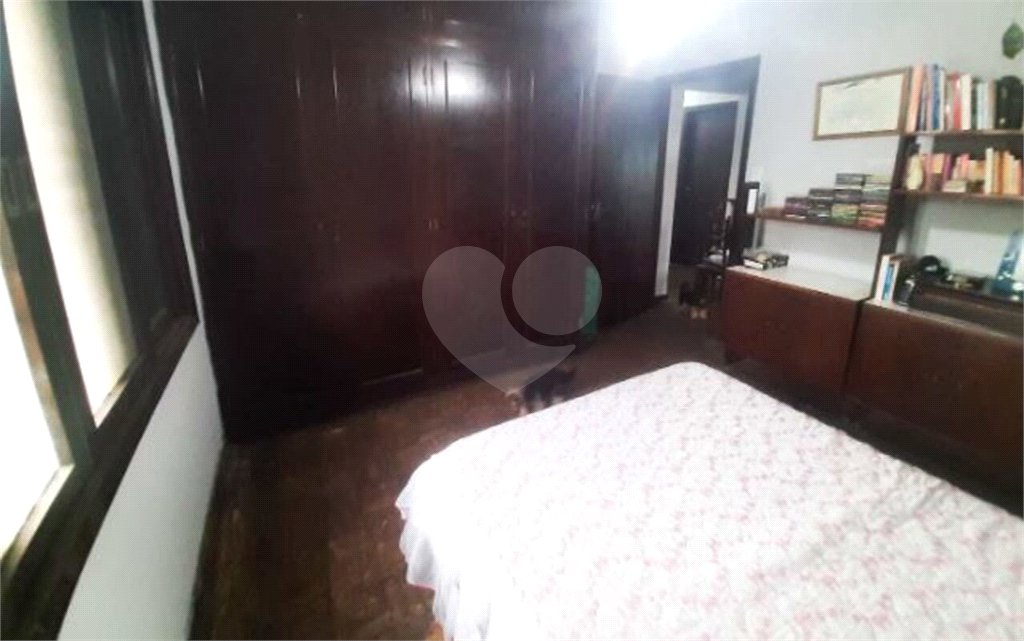 Sobrado à venda com 5 quartos, sendo 1 suíte, em Jardim Sabará, São Paulo, SP