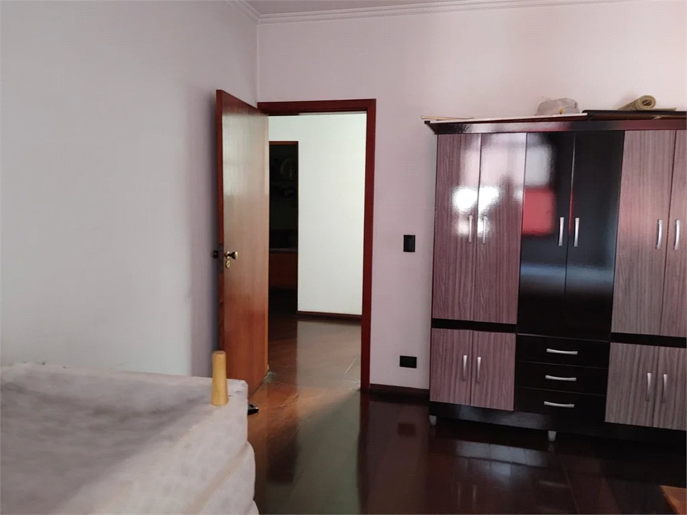 Casa à venda com 4 quartos, sendo 2 suítes, em Parque dos Príncipes, São Paulo, SP