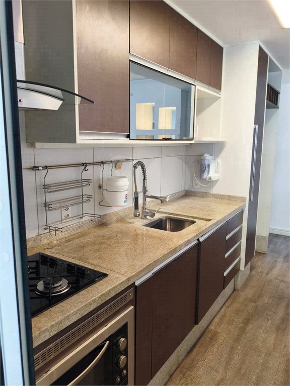 Apartamento à venda com 2 quartos, sendo 1 suíte,  em Vila Andrade, São Paulo, SP