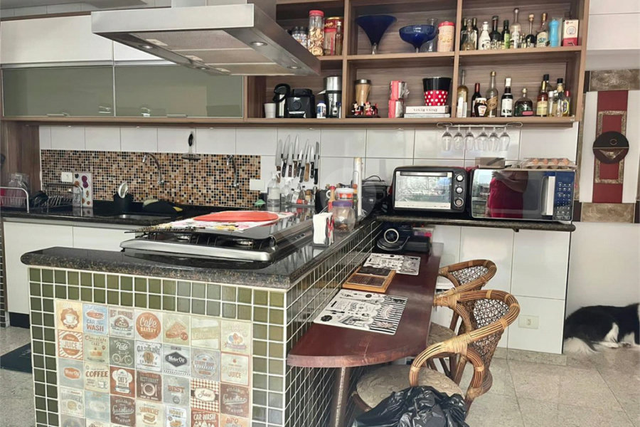 Sobrado à venda com 3 quartos, sendo 2 suítes, em Vila Mariana, São Paulo, SP