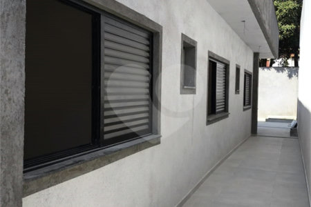 Casa à venda com 3 quartos, sendo 1 suíte, no condomínio Villagio Brasil, Atibaia - SP