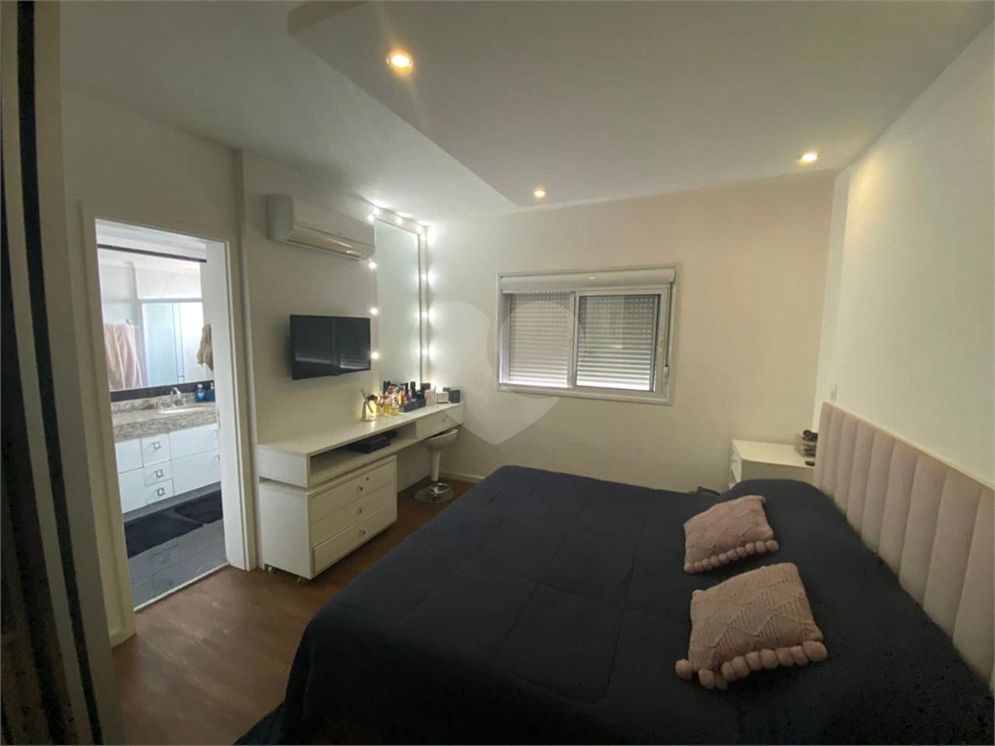 Apartamento à venda com 3 suítes em Santana, São Paulo, SP