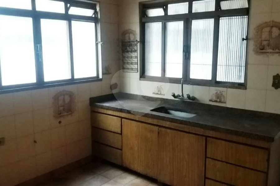Sobrado à venda com 3 quartos, sendo 1 suíte, em Tremembé, São Paulo, SP