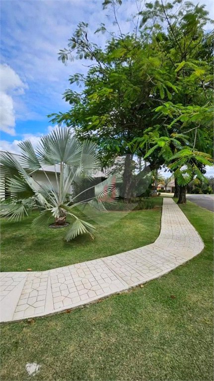 Casa à venda com 3 quartos, sendo 1 suíte, no condomínio Jardim Vale do Lago, Sorocaba - SP