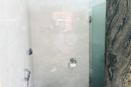 Casa Térrea à venda com 3 quartos, sendo 1 suíte,  em Vila Industrial, Mogi das Cruzes, SP
