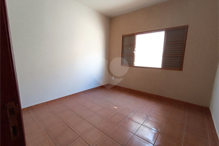 Casa à venda com 6 quartos, sendo 2 suítes, no Centro, Itapetininga, SP
