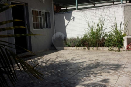 Sobrado à venda com 3 suítes em Jardim Prudência, São Paulo, SP