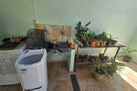 Casa à venda com 3 quartos em Vila Prado, Itapetininga, SP