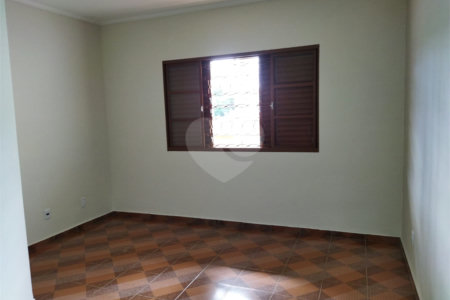 Sobrado à venda com 3 suítes em Vila Thais, Atibaia, SP
