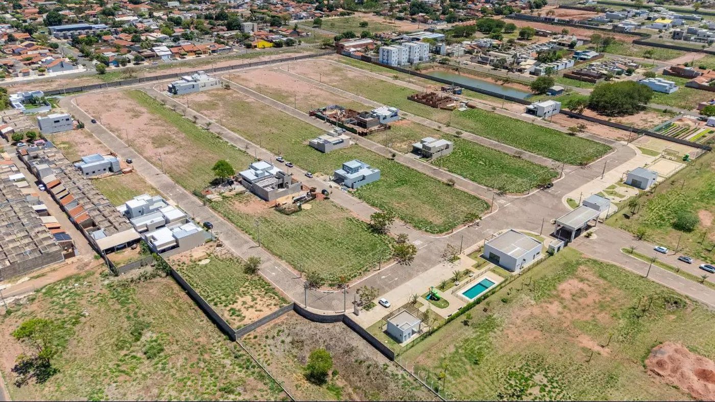 Terreno à venda em Residencial Terra Ville, Três Lagoas - MS