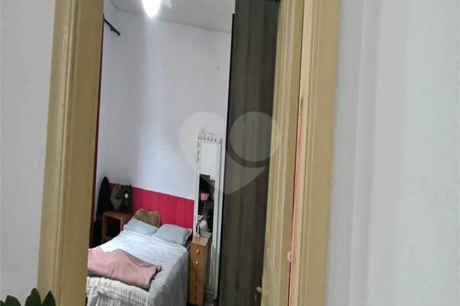 Casa Térrea à venda com 5 quartos, sendo 1 suíte,  em Chora Menino, São Paulo, SP