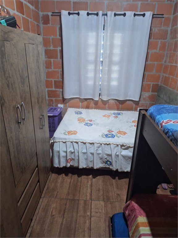 Casa em condomínio à venda com 3 quartos, sendo 1 suíte,  no Centro, Bom Jesus dos Perdões, SP