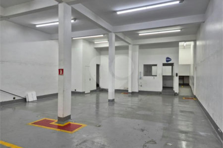 Prédio à venda em Cambuci, São Paulo, SP