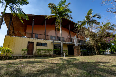 Casa à venda ou para alugar com 8 suítes no condomínio Piccolo Paese, Salto - SP