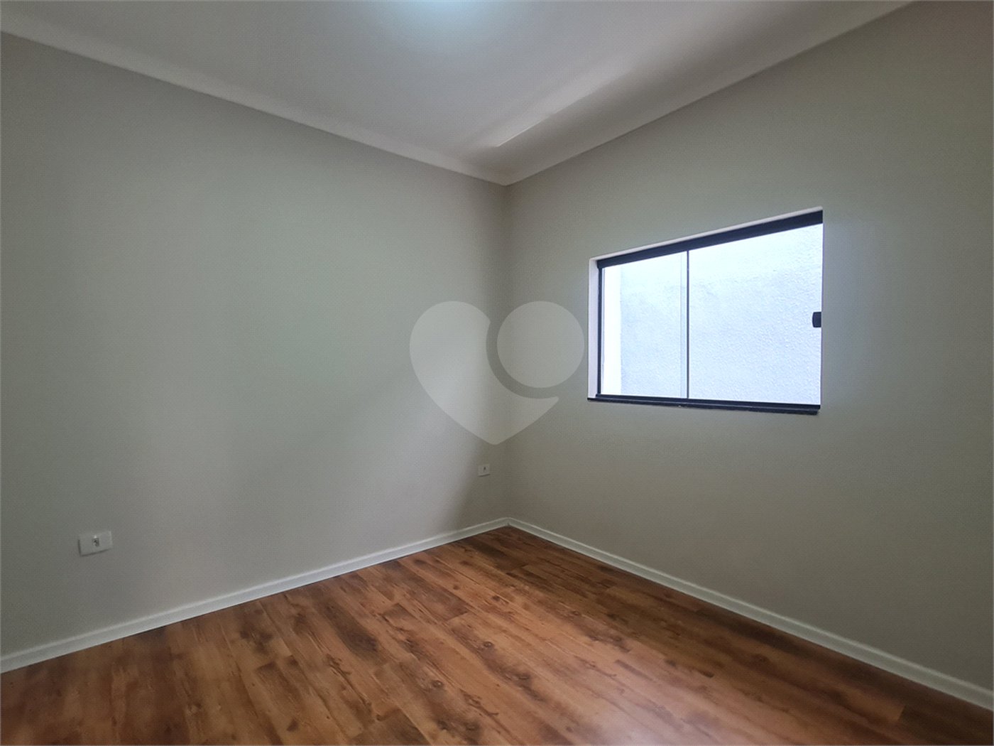 Casa à venda com 3 quartos, sendo 1 suíte,  no condomínio Reserva Ipanema I, Sorocaba - SP