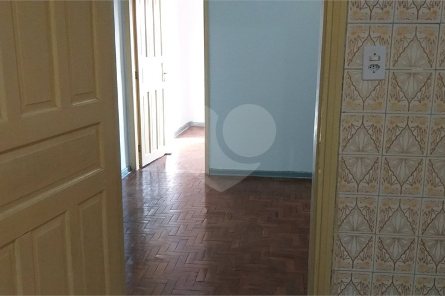 Sobrado à venda com 4 quartos em Parque Edu Chaves, São Paulo, SP