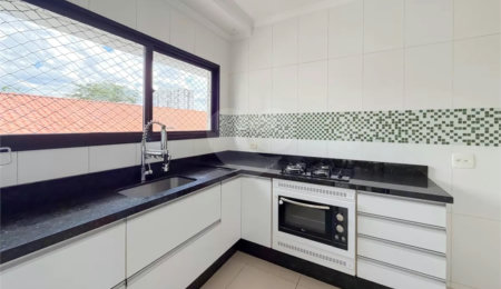 Apartamento à venda com 3 quartos, sendo 1 suíte,  em Ipiranga, São Paulo, SP