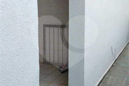 Sobrado à venda com 3 quartos, sendo 1 suíte, em Ressaca, Atibaia, SP