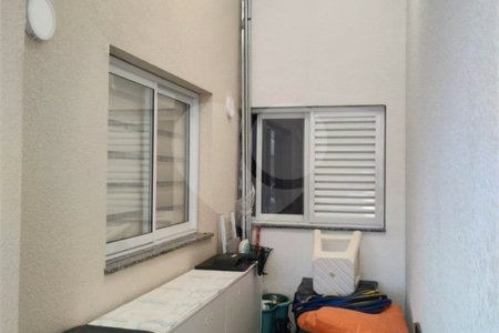 Casa à venda com 3 quartos, sendo 1 suíte, no condomínio Vilagio Vista Real, Paulínia - SP