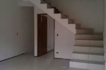 Sobrado à venda com 3 quartos, sendo 2 suítes,  em Jardim Monte Kemel, São Paulo, SP