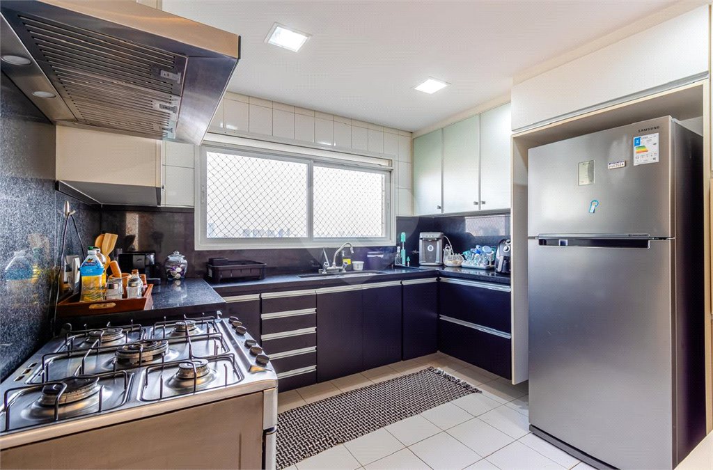 Apartamento à venda com 4 quartos, sendo 3 suítes,  em Real Parque, São Paulo, SP