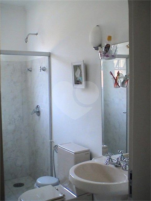 Casa à venda com 6 quartos, sendo 5 suítes, no condomínio São Joaquim, Vinhedo - SP
