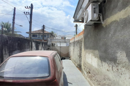 Casa à venda com 3 quartos em Campo Grande, Rio de Janeiro, RJ