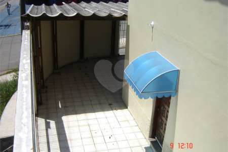 Sobrado à venda com 3 quartos, sendo 1 suíte, em Braz Cubas, Mogi das Cruzes, SP