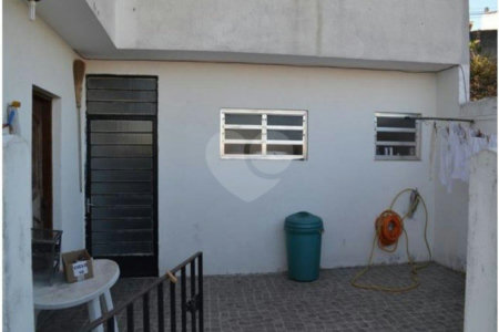 Sobrado à venda com 2 quartos em Vila Nivi, São Paulo, SP