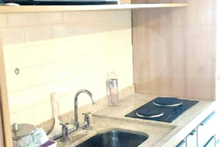 Apartamento à venda com 1 quarto em Jardim das Acácias, São Paulo, SP