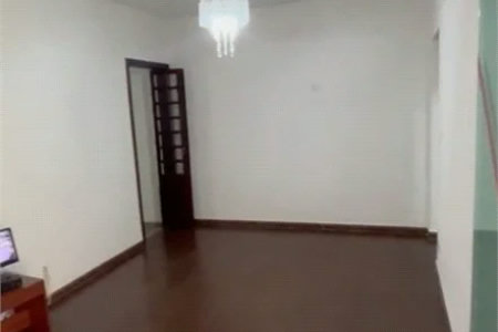 Casa à venda com 3 suítes em Vila Romana, São Paulo, SP