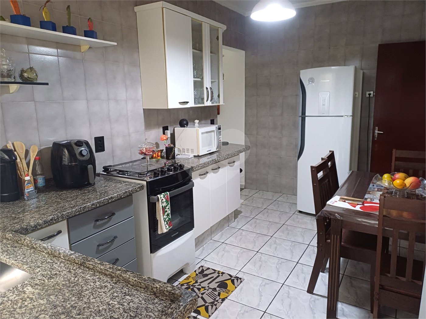 Casa à venda com 3 quartos, sendo 1 suíte, em Loteamento Rei de Ouro, Itatiba, SP