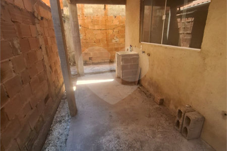 Casa à venda com 2 suítes em Santa Cruz, Rio de Janeiro, RJ