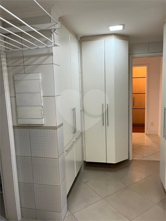 Apartamento para alugar com 3 suítes em Alphaville Centro Industrial e Empresarial/alphaville., Barueri, SP