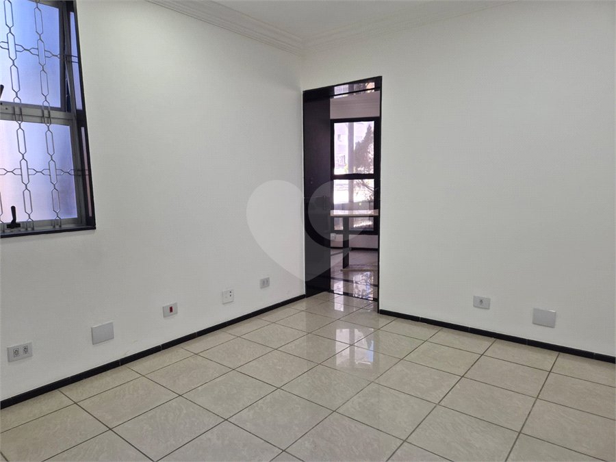 Sobrado à venda ou para alugar com 1 quarto em Saúde, São Paulo, SP