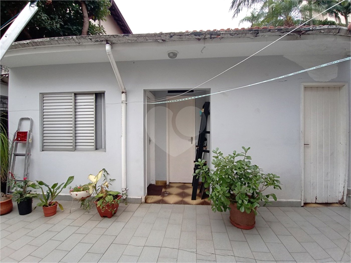 Casa à venda com 4 quartos, sendo 1 suíte, em Santana, São Paulo, SP
