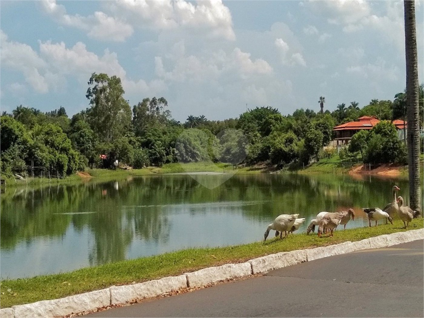 Casa Térrea à venda ou para alugar com 2 quartos em Colinas do Mosteiro de Itaici, Indaiatuba, SP