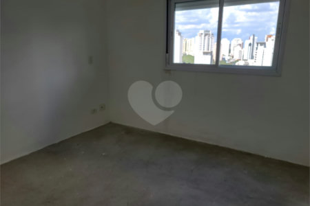 Apartamento à venda com 2 suítes em Vila Andrade, São Paulo, SP