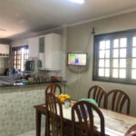 Sobrado à venda com 4 quartos, sendo 3 suítes, em Vila Irmãos Arnoni, São Paulo, SP