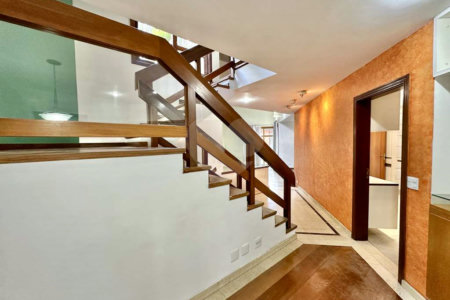 Casa à venda com 4 quartos, sendo 2 suítes,  no condomínio São Paulo Ii, Cotia - SP